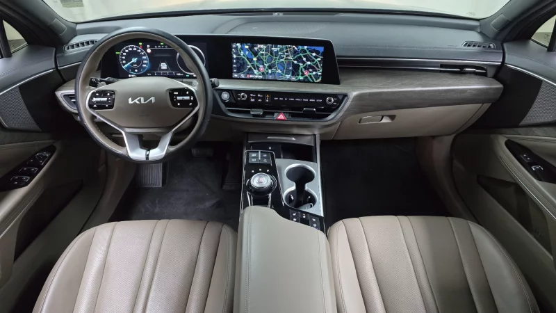 Kia K8