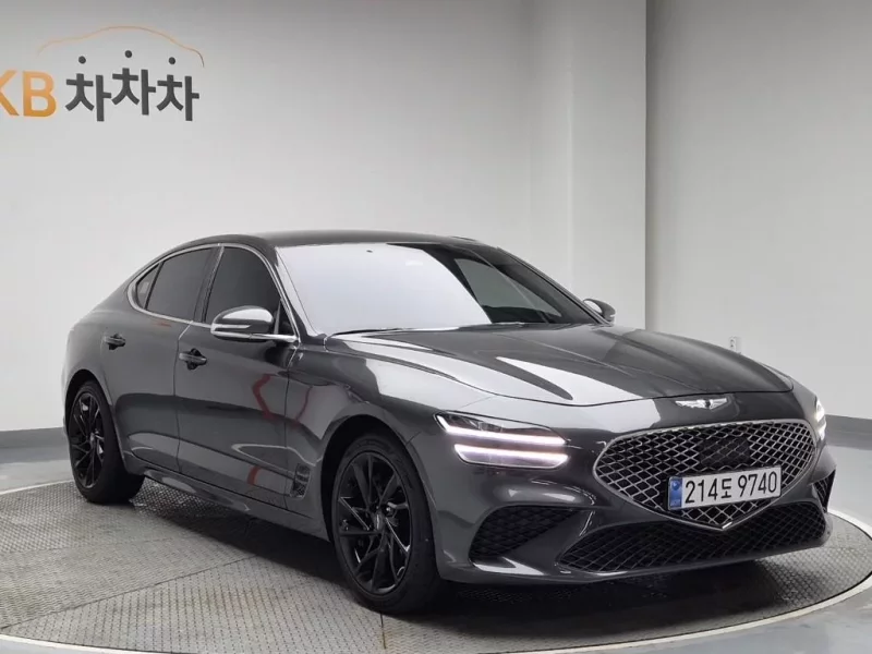 Genesis G70