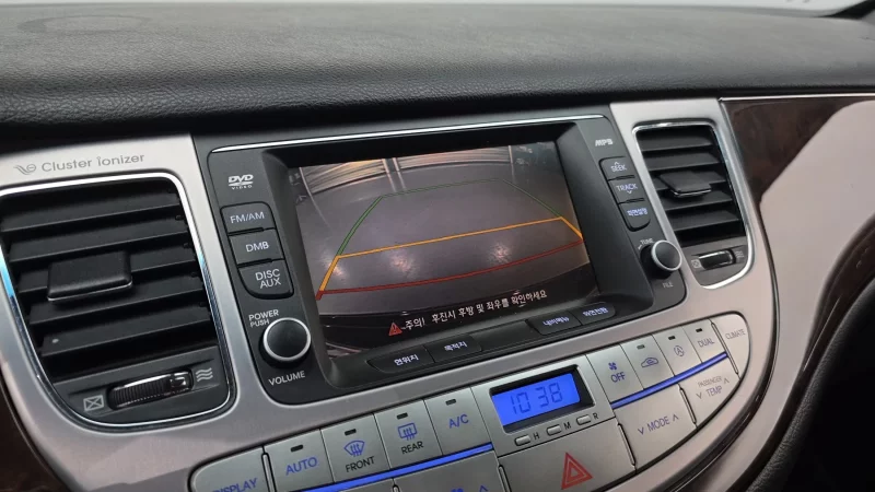 Hyundai Genesis
