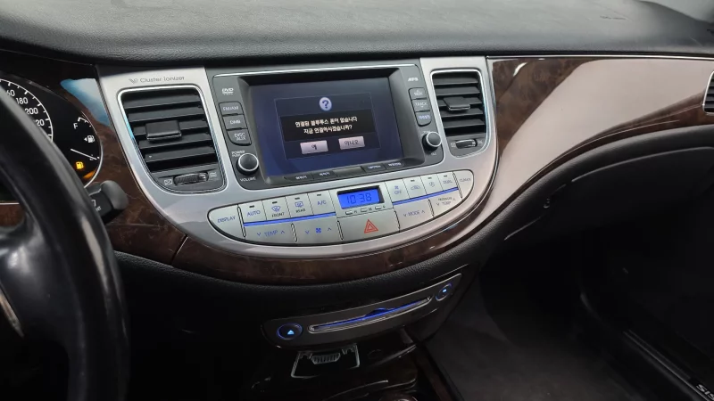 Hyundai Genesis