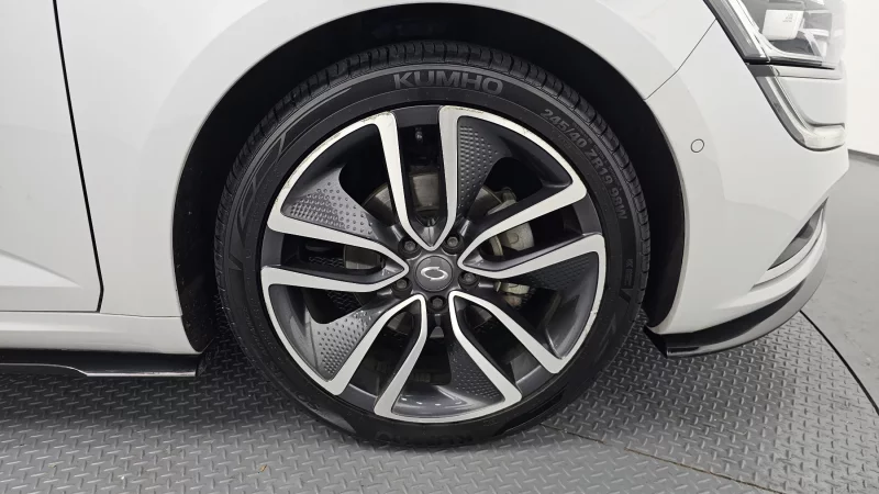 Renault Samsung SM6