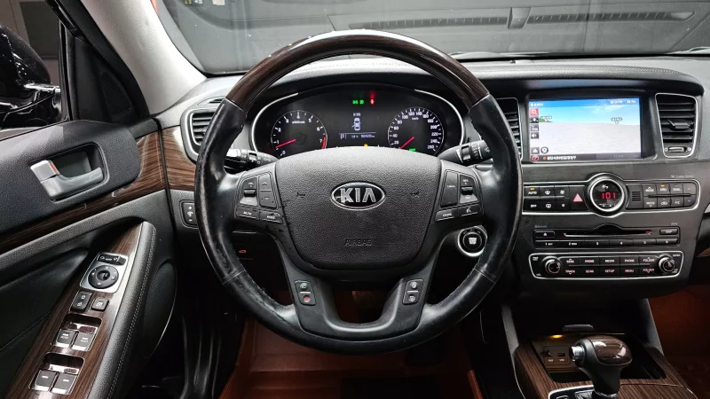 Kia K7