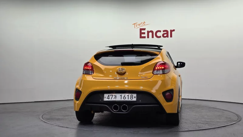 Hyundai Veloster