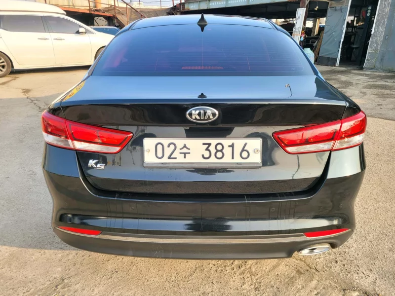 Kia K5