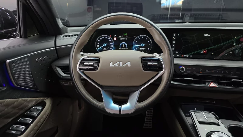 Kia K8