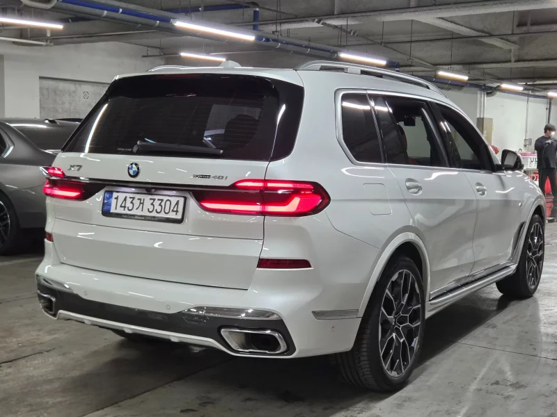 BMW X7