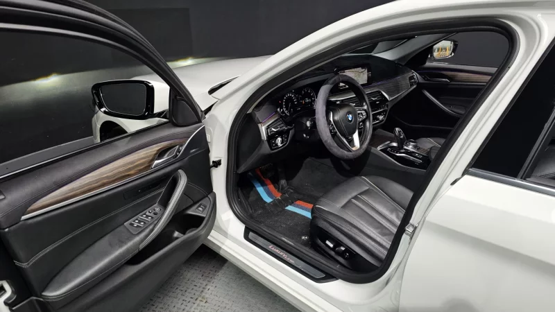 BMW 5-Series