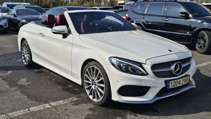 Mercedes-Benz C-Class