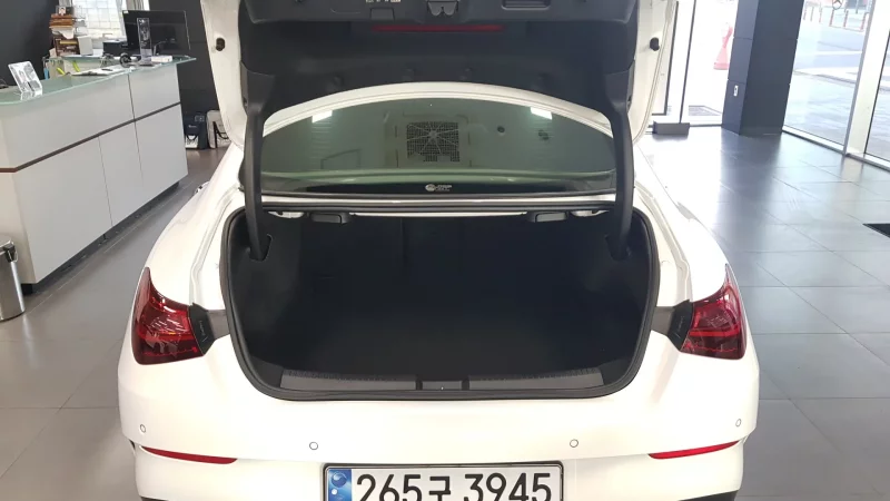 Mercedes-Benz CLA-Class