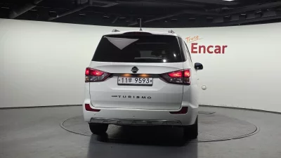 SsangYong Korando Turismo