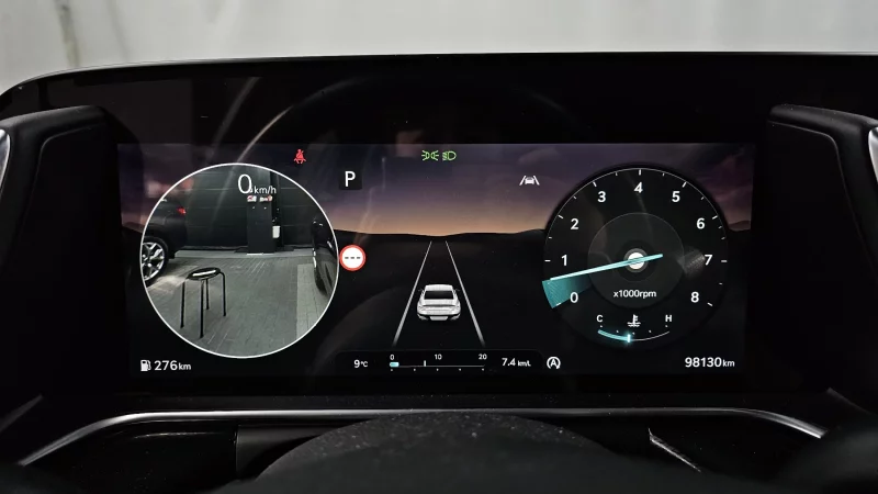 Genesis G90
