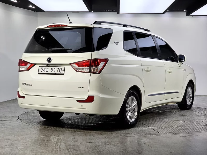 SsangYong Korando Turismo