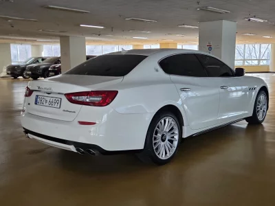 Maserati QUATTROPORTE