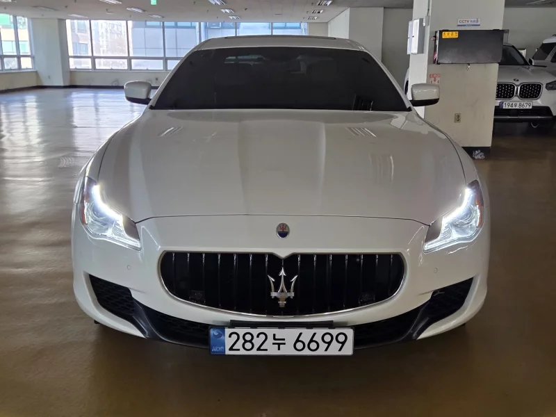 Maserati QUATTROPORTE