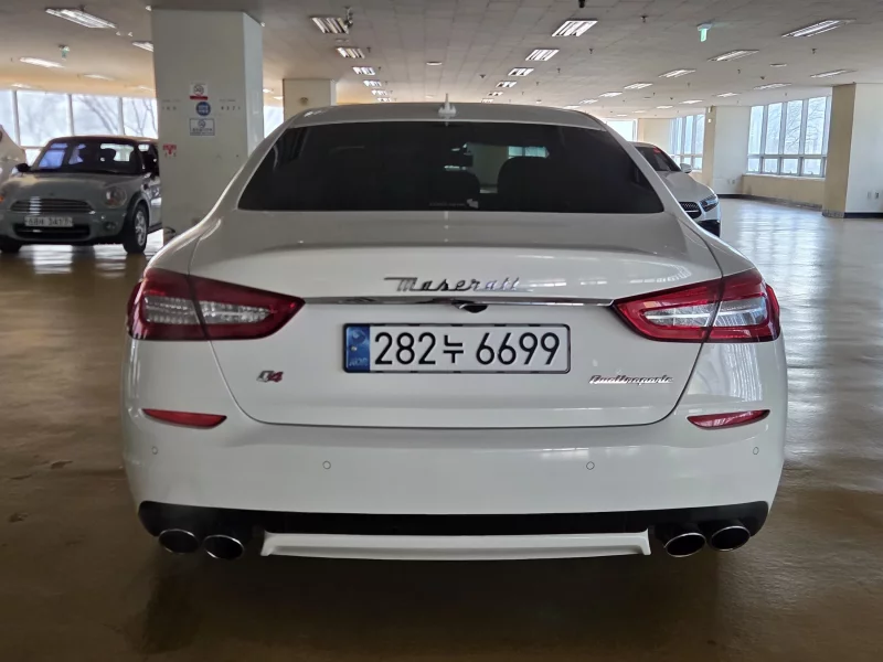 Maserati QUATTROPORTE