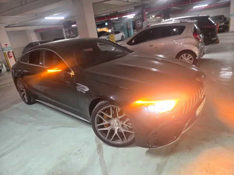 Mercedes-Benz AMG GT