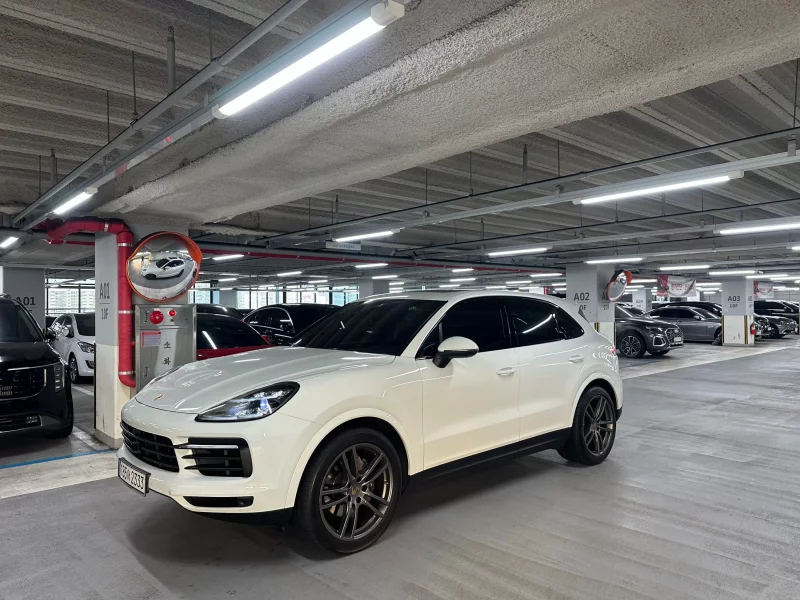 Porsche CAYENNE