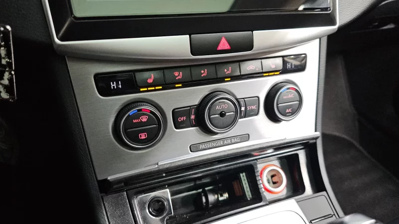 Volkswagen PASSAT CC