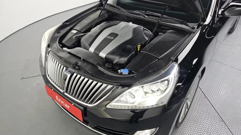 Hyundai Equus
