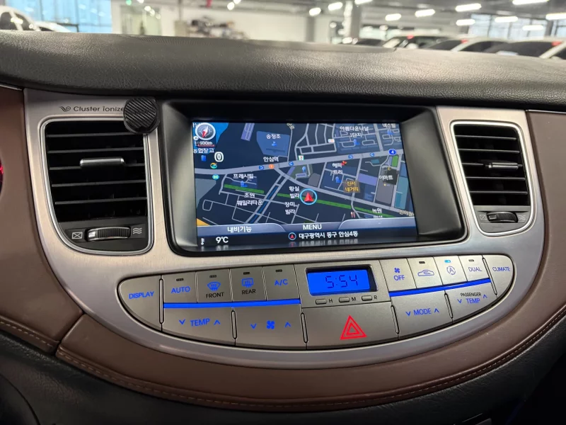 Hyundai Genesis