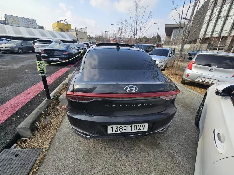 Hyundai Grandeur