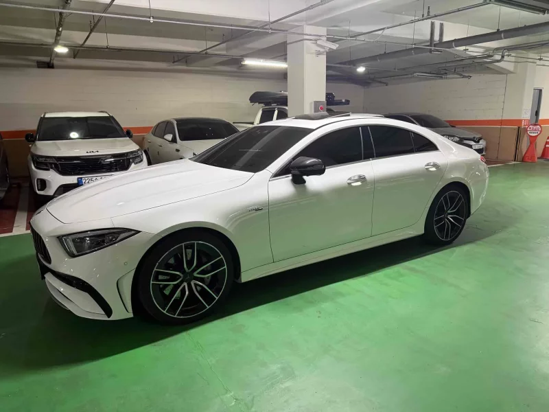 Mercedes-Benz CLS-Class