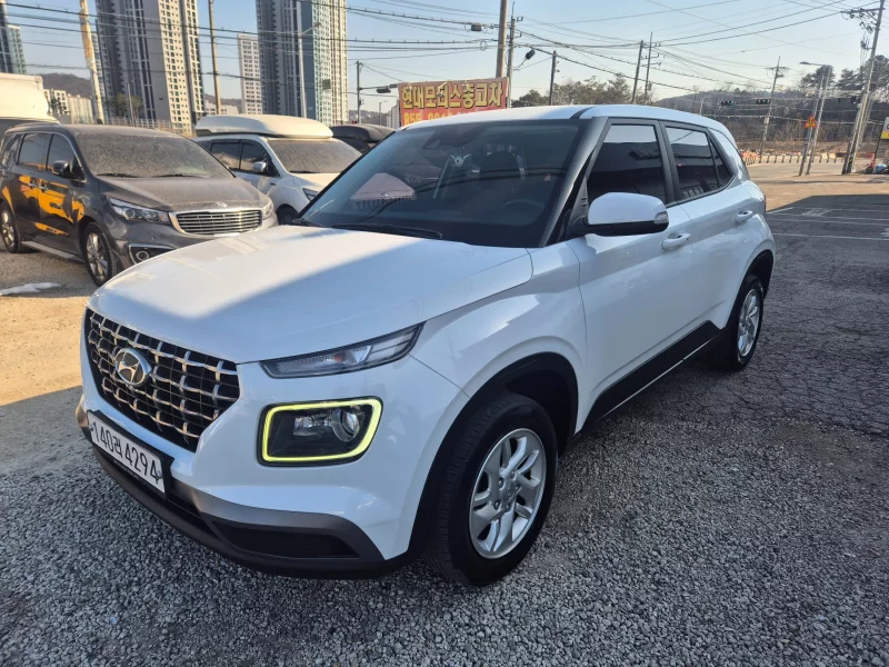 Hyundai Venue