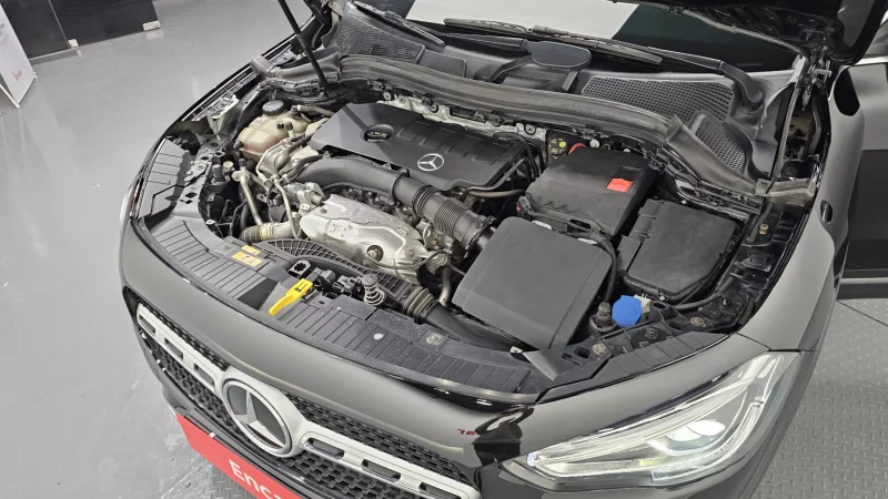 Mercedes-Benz GLA-Class