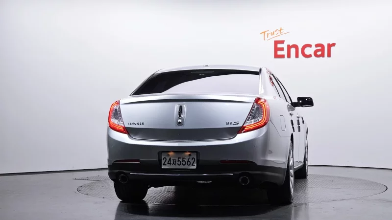 Lincoln MKS
