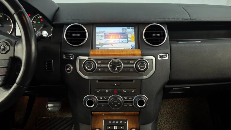 Land Rover DISCOVERY