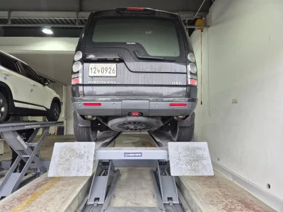 Land Rover DISCOVERY