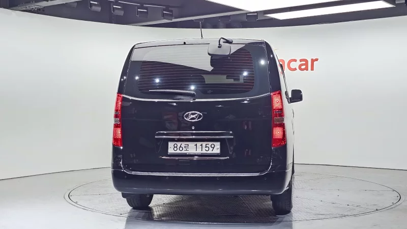 Hyundai Grand Starex