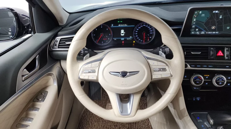 Genesis G70