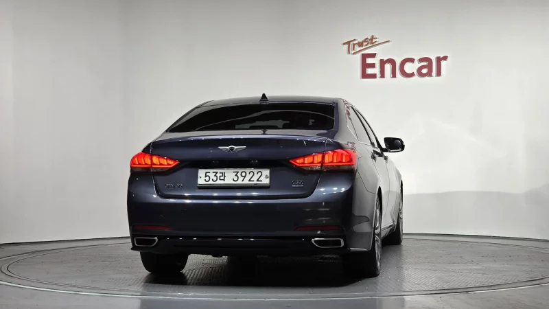 Hyundai Genesis