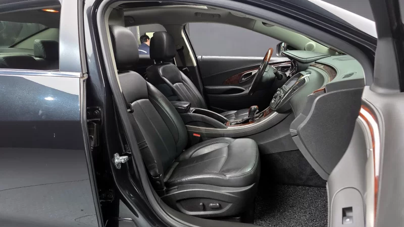 Daewoo Alpheon