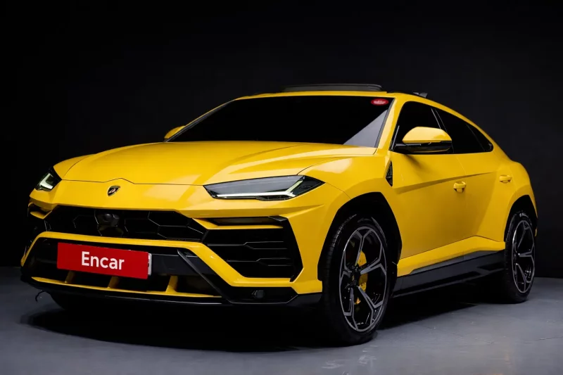 Lamborghini URUS
