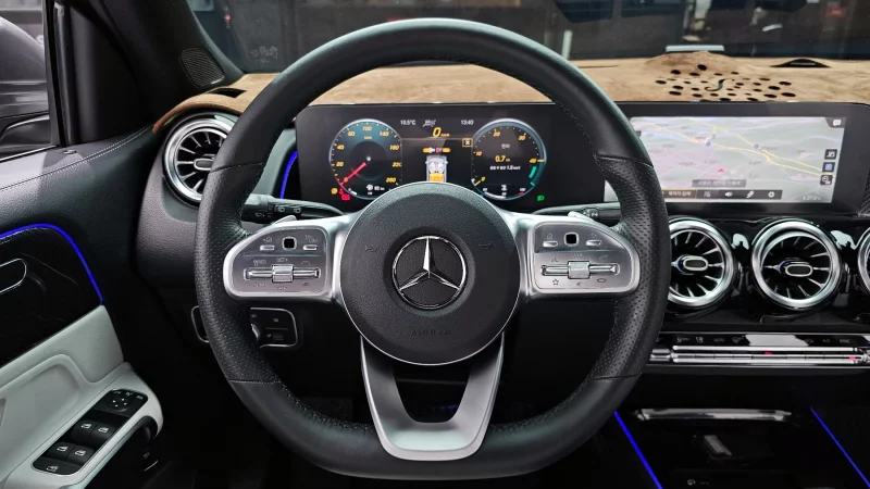 Mercedes-Benz GLB-Class