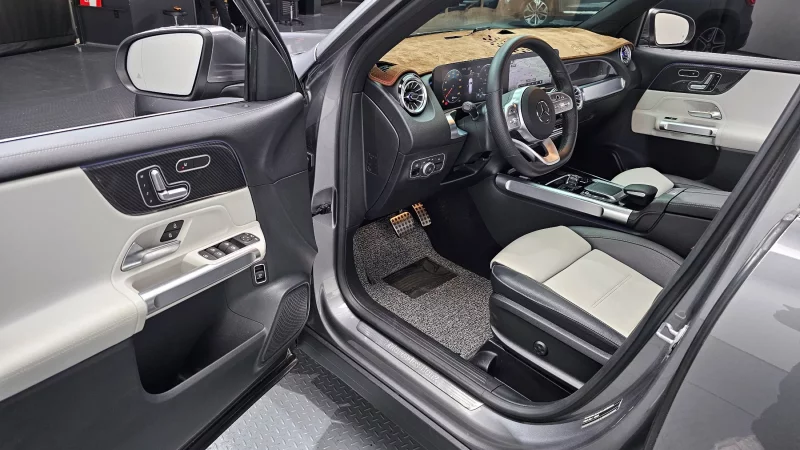 Mercedes-Benz GLB-Class