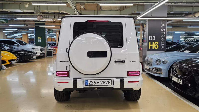 Mercedes-Benz G-Class