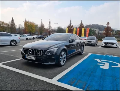 Mercedes-Benz CLS-Class