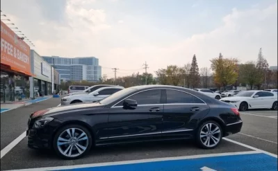 Mercedes-Benz CLS-Class