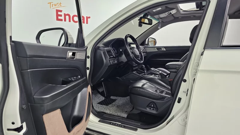 SsangYong Rexton Sports