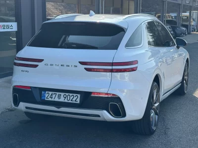 Genesis GV70