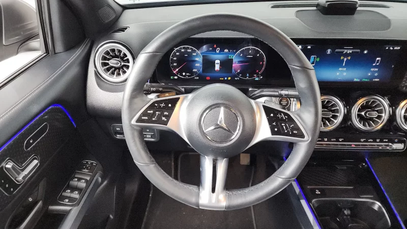 Mercedes-Benz GLB-Class