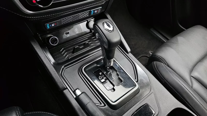 SsangYong Rexton Sports