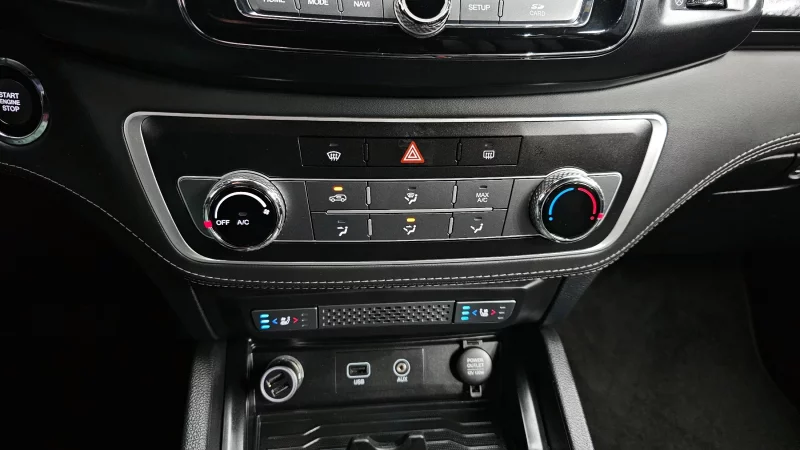 SsangYong Rexton Sports