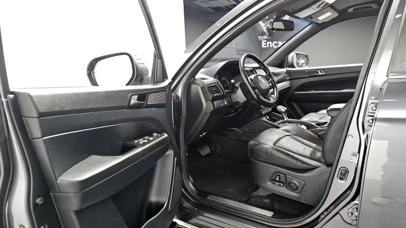 SsangYong Rexton Sports