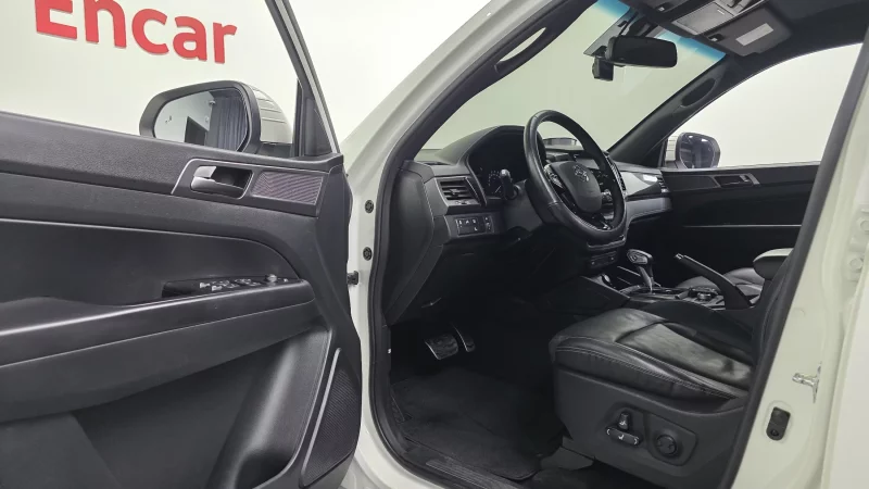 SsangYong Rexton Sports