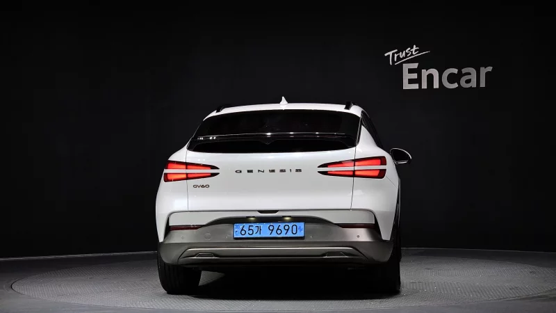 Genesis GV60