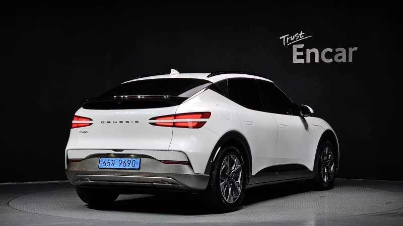 Genesis GV60